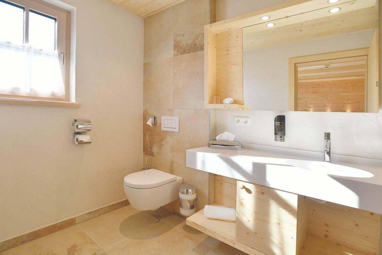 Hotel Florineum Weyregg Habitación foto